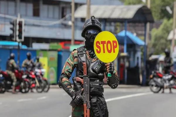 அவசரகாலச் சட்டம் என்றால் என்ன? அவசரகாலச் சட்டம் என்றால் என்ன?