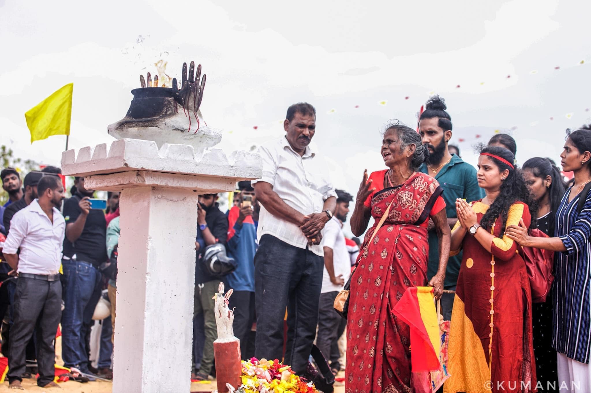 கண்ணீரால் நனைந்தது முள்ளிவாய்க்கால் (படங்கள் )