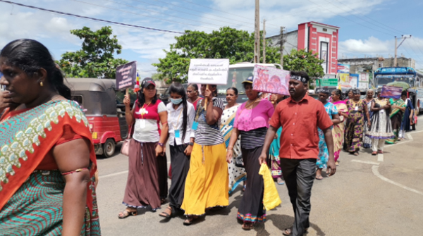 பொத்துவிலில் இருந்து முள்ளிவாய்க்கால் நோக்கிய பயணம் வவுனியாவை சென்றடைந்தது பொத்துவிலில் இருந்து முள்ளிவாய்க்கால் நோக்கிய பயணம் வவுனியாவை சென்றடைந்தது