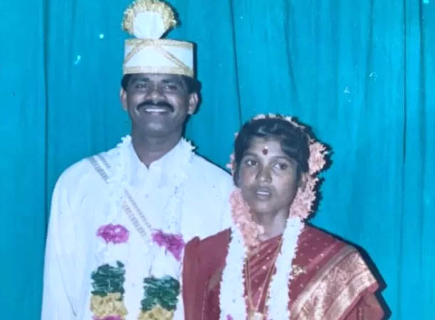 முள்ளிவாய்க்கால் போர்; “ராணுவத்திடம் சரணடைந்த கணவரை 13 ஆண்டுகளாகத் தேடிக் கொண்டிருக்கிறேன்”