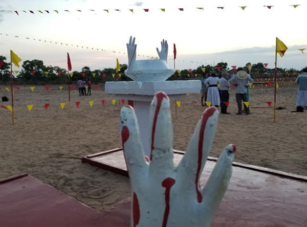 முள்ளிவாய்க்கால் முற்றத்தில் நாளை நினைவேந்தல்; பேதங்களை கடந்து ஒன்றிணையுமாறு அழைப்பு முள்ளிவாய்க்கால் முற்றத்தில் நாளை நினைவேந்தல்; பேதங்களை கடந்து ஒன்றிணையுமாறு அழைப்பு