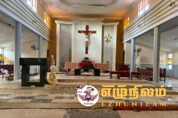 நைஜீரிய தேவாலயத்தில் கொடூரம்; குழந்தைகள் பெண்கள் உட்பட்ட 50 பேர் பலி! நைஜீரிய தேவாலயத்தில் கொடூரம்; குழந்தைகள் பெண்கள் உட்பட்ட 50 பேர் பலி!
