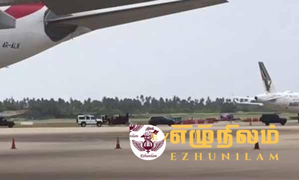 தயார் நிலையில் விமானங்கள்; சொகுசு வாகனங்களும் குவிந்தன தயார் நிலையில் விமானங்கள்; சொகுசு வாகனங்களும் குவிந்தன