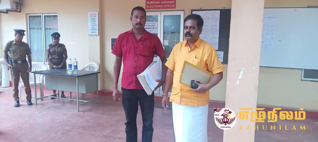 கிளிநொச்சியில் கட்டுப் பணம் செலுத்தியது தமிழரசுக் கட்சி கிளிநொச்சியில் கட்டுப் பணம் செலுத்தியது தமிழரசுக் கட்சி