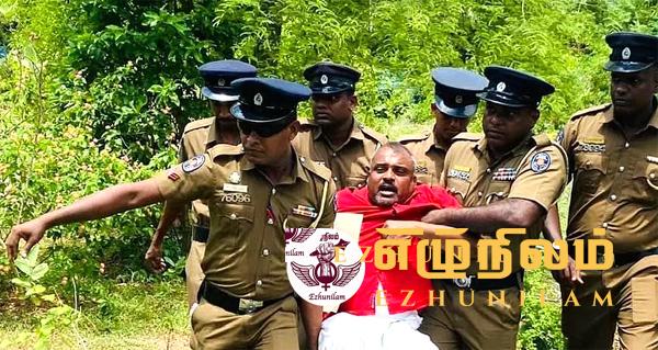 தையிட்டி விகாரையை திறப்பதற்கு ஏற்பாடு; எதிர்த்த 9 பேர் கைது; கஜேந்திரன் எம்.பி. குழறக் குழற தூக்கி வந்த பொலிஸார் தையிட்டி விகாரையை திறப்பதற்கு ஏற்பாடு; எதிர்த்த 9 பேர் கைது; கஜேந்திரன் எம்.பி. குழறக் குழற தூக்கி வந்த பொலிஸார்