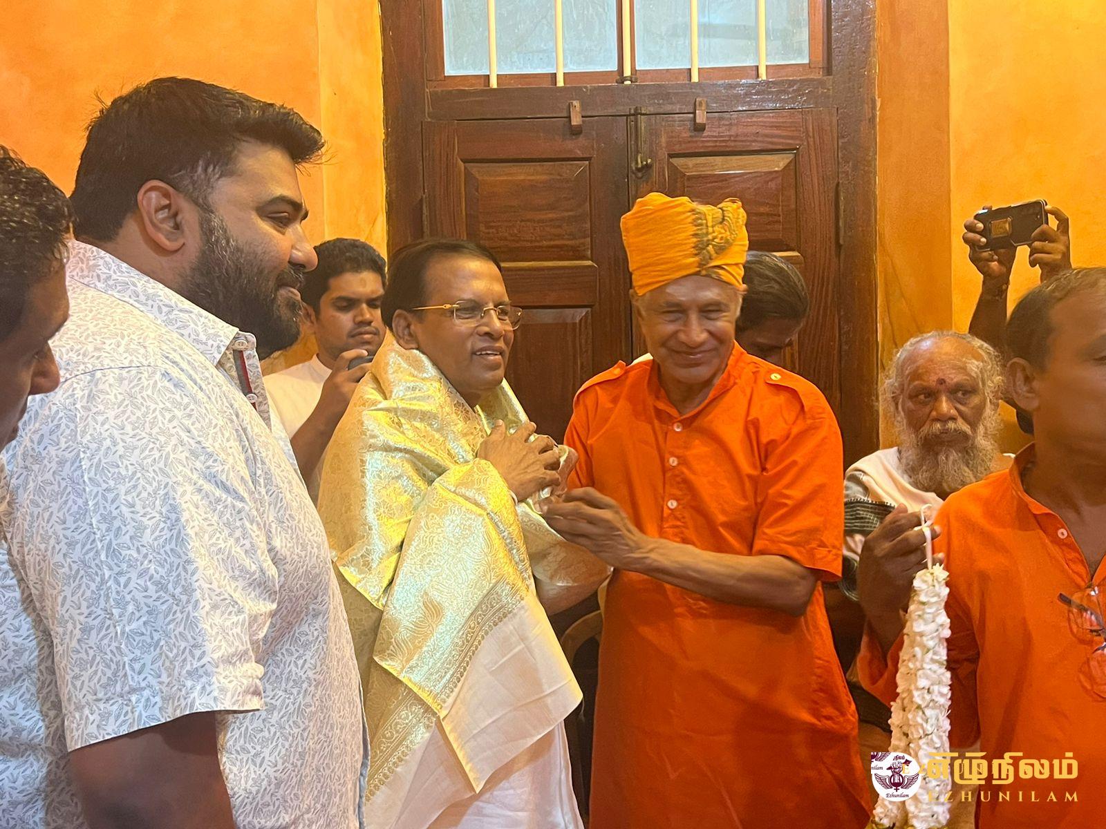 வடக்கு கிழக்கில் ஏன் புத்த மதத் திணிப்பு ?; யாழில் முன்னாள் ஜனாதிபதி மைத்திரியிடம் கேள்வி