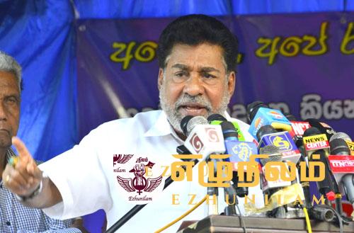 ஜனாதிபதியை கொத்த முயற்சிக்கும் ‘காகம்’; முன்னாள் அமைச்சர் மேர்வின் சிவ்வா ஜனாதிபதியை கொத்த முயற்சிக்கும் ‘காகம்’; முன்னாள் அமைச்சர் மேர்வின் சிவ்வா