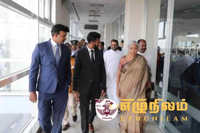 இந்திய நிதி அமைச்சர் வரவேற்ற ஜீவன்! இந்திய நிதி அமைச்சர் வரவேற்ற ஜீவன்!