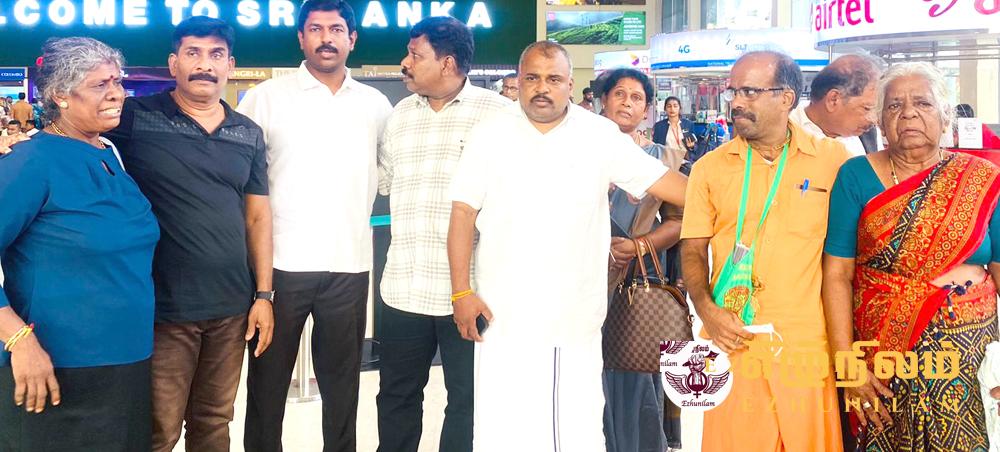 முருகன், பாயஸ் மற்றும் ஜெயக்குமார் நீண்ட விசாரணைகளின் பின் விடுவிப்பு: விமான நிலையத்தில் இருந்து வெளியேறினர்