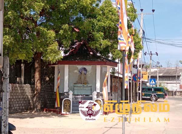 திருமலை மடத்தடி பிள்ளையார் ஆலய காணியில் புத்தர்சிலை திறந்து வைப்பு திருமலை மடத்தடி பிள்ளையார் ஆலய காணியில் புத்தர்சிலை திறந்து வைப்பு