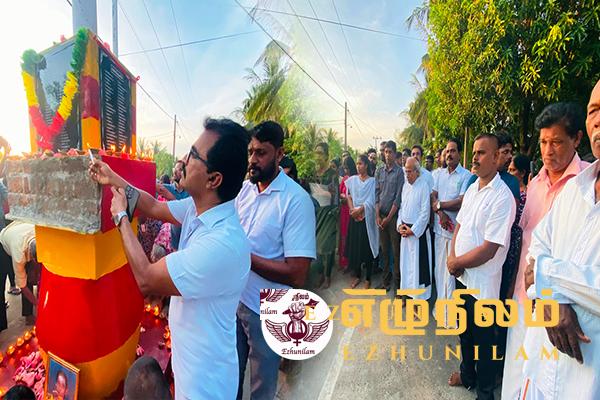 அச்சுறுத்தல்களுக்கு மத்தியில் மட்டக்களப்பு சத்துருக்கொண்டான் படுகொலையின் 34 ஆவது ஆண்டு நினைவேந்தல்