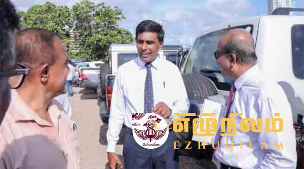 எந்த வாகனமும் ஏலம் விடப்படாது: ஜனாதிபதி செயலகம் அறிவிப்பு எந்த வாகனமும் ஏலம் விடப்படாது: ஜனாதிபதி செயலகம் அறிவிப்பு