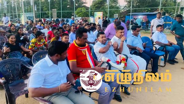 “தமிழரசுக் கட்சியை புறந்தள்ளுங்கள்“: தமிழ் கட்சிகள் தன்னுடன் இணையுமாறு பிள்ளையான் அழைப்பு “தமிழரசுக் கட்சியை புறந்தள்ளுங்கள்“: தமிழ் கட்சிகள் தன்னுடன் இணையுமாறு பிள்ளையான் அழைப்பு