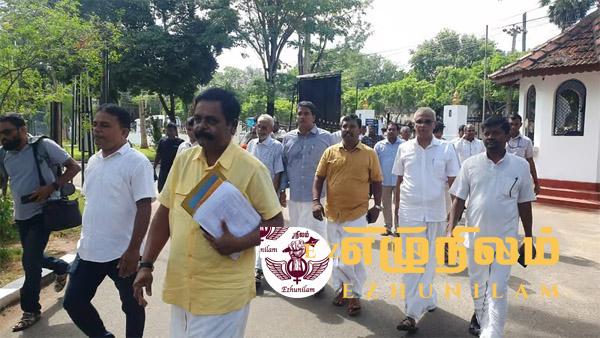 யாழ். மாவட்டத்தில் வீடு சின்னத்தில் போட்டியிடும் இலங்கை தமிழ் அரசு கட்சி வேட்புமனு தாக்கல்