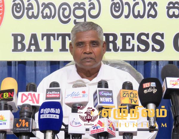கிழக்கில் 6 தமிழ் பிரதிநிதித்துவத்தை பாதுகாக்க அனைவரும் அணிதிரள வேண்டும் கிழக்கில் 6 தமிழ் பிரதிநிதித்துவத்தை பாதுகாக்க அனைவரும் அணிதிரள வேண்டும்