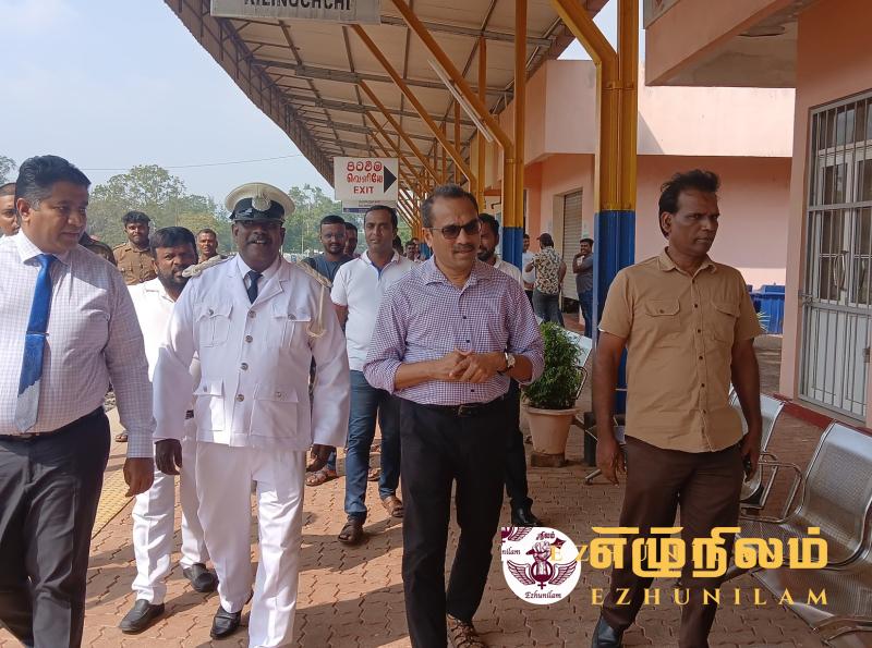 அமைச்சர் பிமல் ரத்நாயக்க கிளிநொச்சி புகையிரத நிலையத்துக்கு விஜயம்
