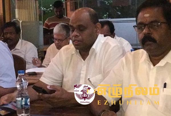 தமிழரசுக் கட்சியின் வவுனியா அலுவலக திறப்பு விழாவை புறக்கணித்த சிறிதரன்