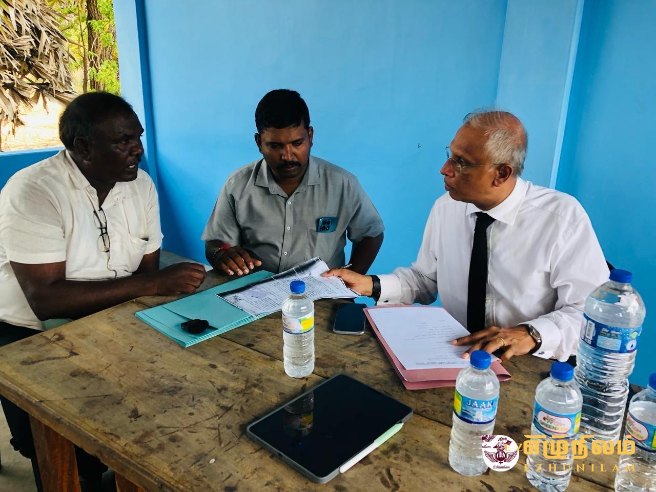 வடக்கில் மேலும் காணிகளை கையகப்படுத்தும் வர்த்தமானி அறிவித்தலை அரசாங்கம் ‘மீளப்பெற’ வேண்டும் வடக்கில் மேலும் காணிகளை கையகப்படுத்தும் வர்த்தமானி அறிவித்தலை அரசாங்கம் ‘மீளப்பெற’ வேண்டும்