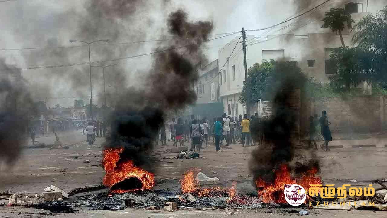 மின்மாற்றி வெடித்து 29 பாடசாலை மாணவர்கள் பலி மின்மாற்றி வெடித்து 29 பாடசாலை மாணவர்கள் பலி