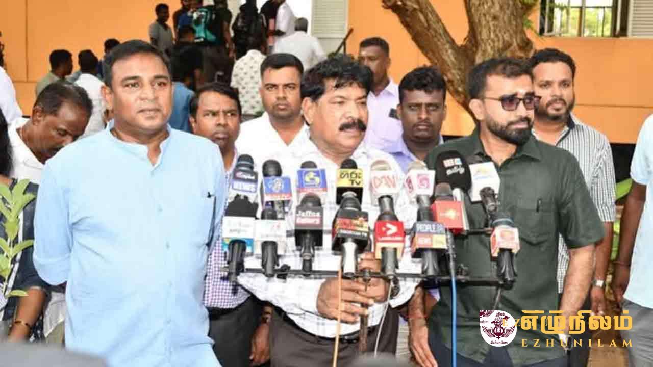 அன்று எங்களை தூற்றியவர்கள் இன்று எங்களைக் காதலுடன் பார்க்கிறார்கள் அன்று எங்களை தூற்றியவர்கள் இன்று எங்களைக் காதலுடன் பார்க்கிறார்கள்