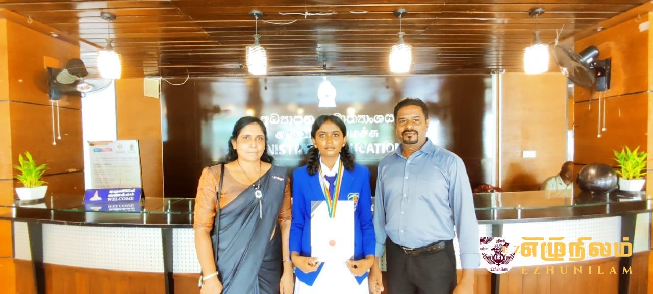 தேசிய விஞ்ஞான ஒலிம்பியாட் போட்டியில் மன்னார் மாணவி வரலாற்று சாதனை தேசிய விஞ்ஞான ஒலிம்பியாட் போட்டியில் மன்னார் மாணவி வரலாற்று சாதனை