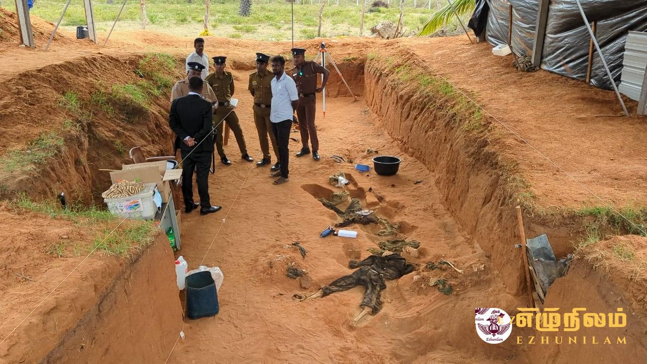 கொக்குத்தொடுவாய் புதைகுழி: தடயப் பொருட்களை அடையாளம் காண பொதுமக்களிடம் காணாமல்போனோர் அலுவலகம் கோரிக்கை கொக்குத்தொடுவாய் புதைகுழி: தடயப் பொருட்களை அடையாளம் காண பொதுமக்களிடம் காணாமல்போனோர் அலுவலகம் கோரிக்கை