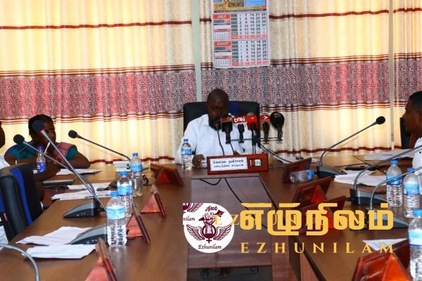 ஆலங்குளம் காணியை இராணுவத்திடமிருந்து விடுவிக்குமாறு கோரி துணுக்காய் பிரதேச சபையில் தீர்மானம்