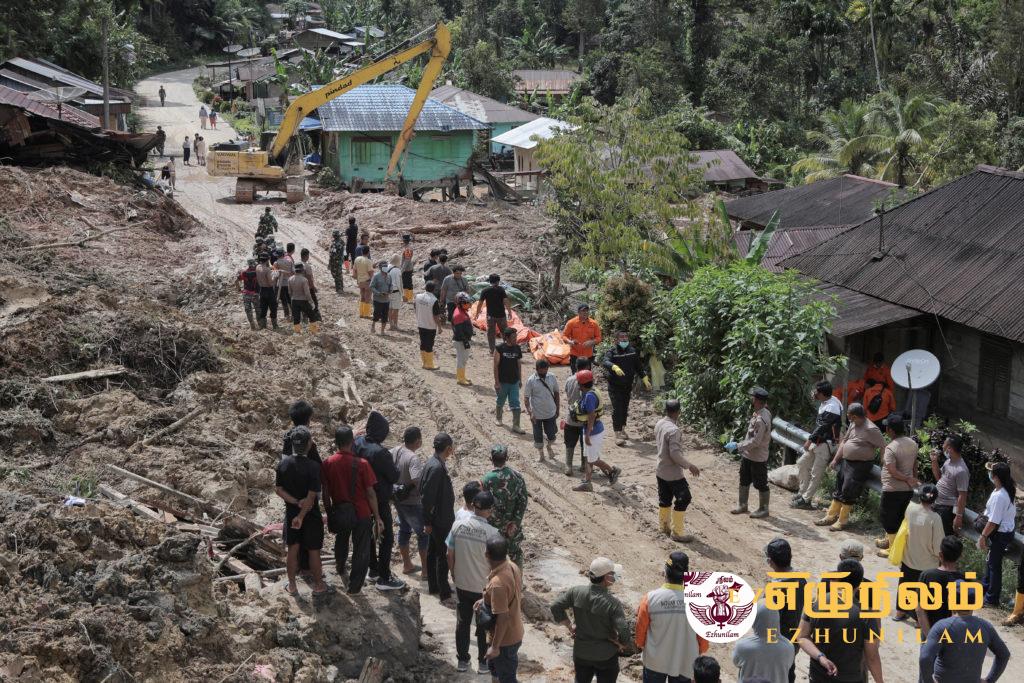 நேற்று மட்டும் ஐந்து பாரிய மண்சரிவுகள்; பலர் பலி;பலரைக் காணவில்லை